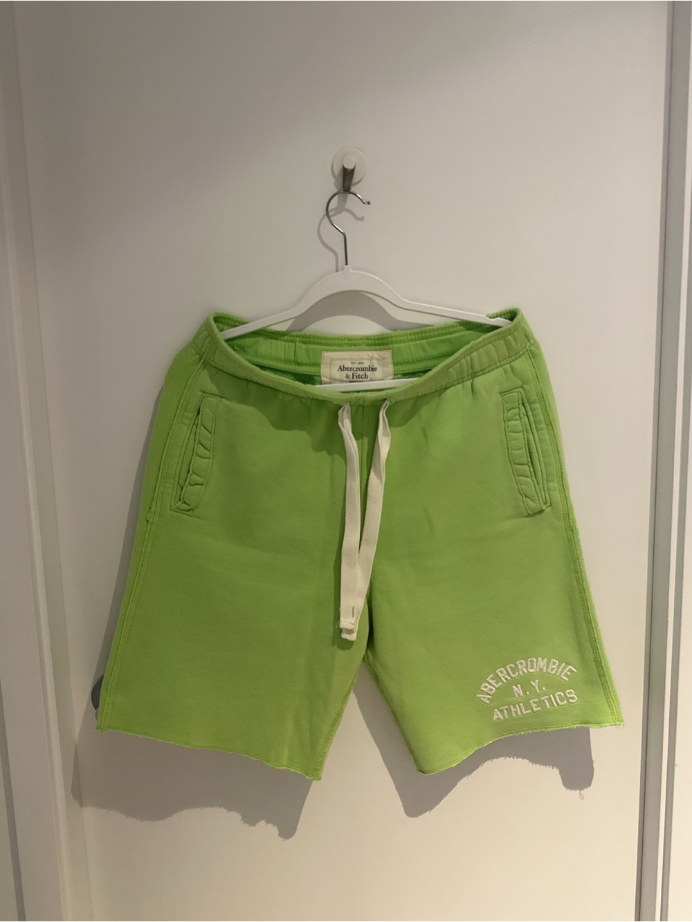 Abercrombie & Fitch Lime Green Men's Athletic Drawstring Shorts